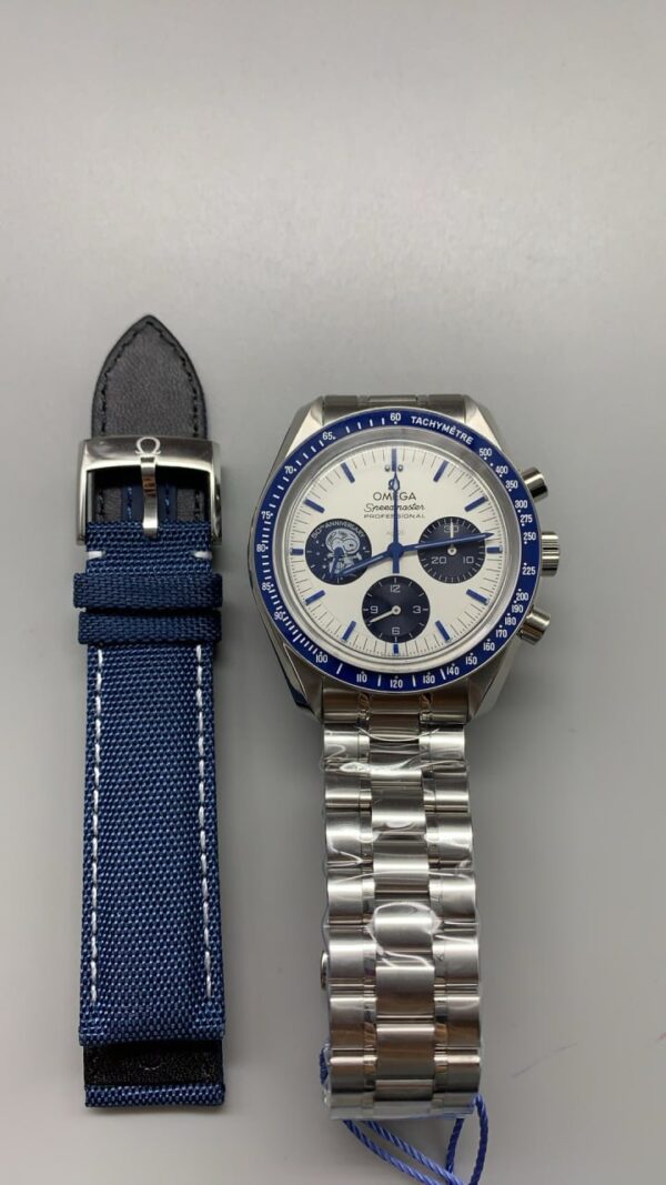 Omega SpeedMaster Snoopy Apollo